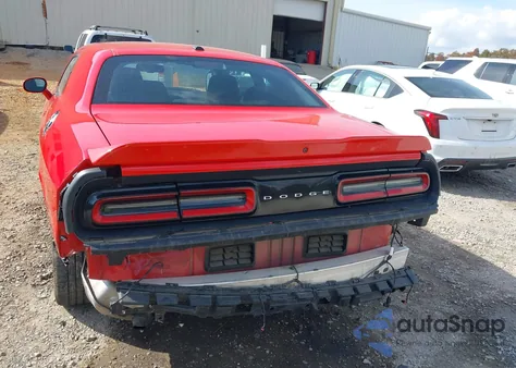 2022 Dodge Challenger Gt z USA, uszkodzony, nr VIN 2C3CDZJG1NH174586